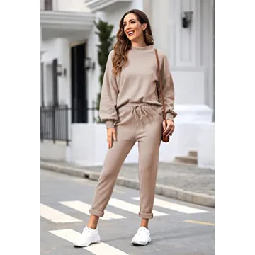 Fixmatti Women's 2 Piece Matching Sweatsuit Set for Casual Wear