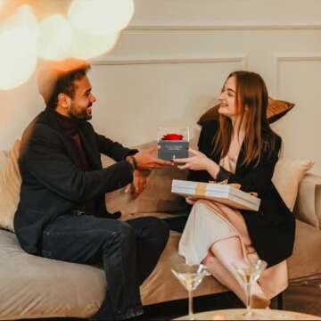 Mothers Day Mom Gifts for Mom from Daughter Son, Preserved Rose with I Love You Necklace, Eternal Flowers Rose Gifts for Mom Wife Girlfriend on Mothers Day Anniversary Birthday Gifts for Women (Red)