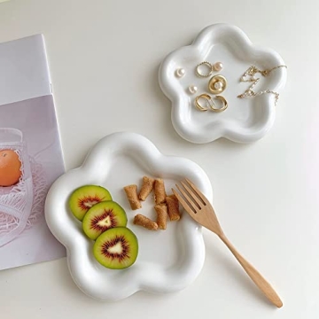 BETYMAO White Flower Ceramic Jewelry Dish Organizer Decor