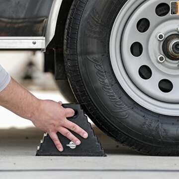 Heavy-Duty Buyers Rubber Wheel Chock for Vehicles