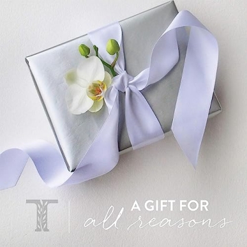 Thymes Lavender Candle for Soothing Home Fragrance