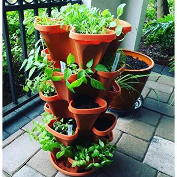 Mr. Stacky TC-1 Planter, Terra Cotta