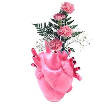 Heart Vase Resin Sculpture for Creative Home Decor
