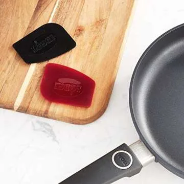 Lodge Durable Polycarbonate Pan Scrapers – Effortless Cleanup