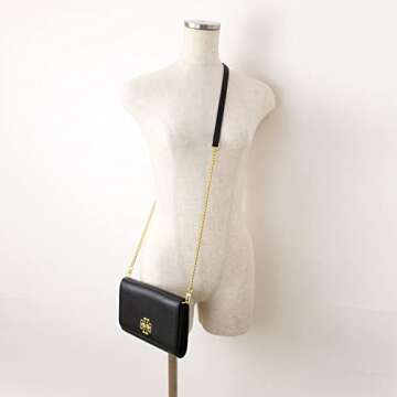 Tory Burch Women's Britten Pebble Chain Wallet, Black (One Size, Black)