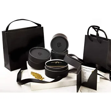 Elegant Heart-shaped Solid Gold Ring for Women