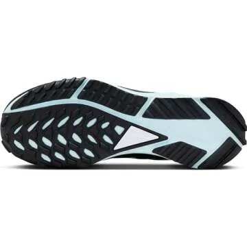 Nike Women's Waterproof Trail Running Shoes in Lt Smoke Grey