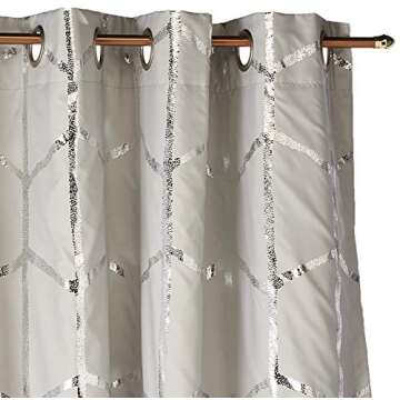 Intelligent Design Raina Total Blackout Metallic Print Grommet Top Single Curtain Panel Thermal Insulated Light Blocking Drape for Bedroom Living Room and Dorm 1 Piece, 50x84, Grey/Silver
