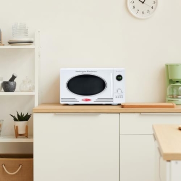 Nostalgia Retro Microwave Oven - Stylish 800-Watt Kitchen Essential