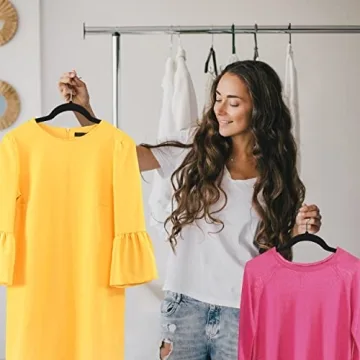 Utopia Home Velvet Hangers - Non-Slip & 360 Degree Hooks