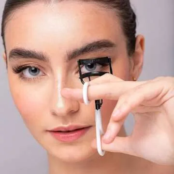 Tweezerman Onyx Great Grip Eyelash Curler Model No. 050-R