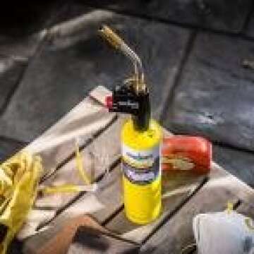 Bernzomatic Blue Heavy-Duty Torch TS4000KC