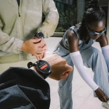 Top Smartwatch for Fitness & Lifestyle Tracking