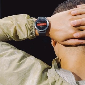 Top Smartwatch for Fitness & Lifestyle Tracking