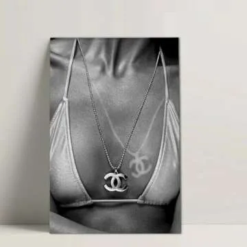 UPGEQMDK Luxury Posters High Fashion Prints Designer Wall Decor Trendy Vintage Art For Living Room Bedroom Women For Girls Gifts Unframe-style 12x18inch(30x45cm)