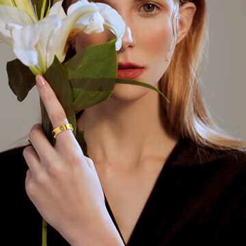 AmorArtSky Love Ring 18k Gold Silver Rings ：Friendship Ring With Screw Design Inlay Cubic Zirconia Stainless Steel Wedding Promise Bands Jewelry Mother's Day Birthday Gifts for Women, Size 6-10, 6 7 8