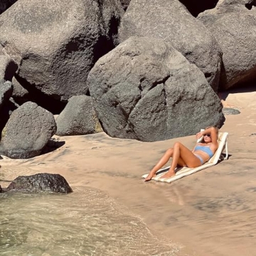 Reclining Beach Chair - Mango Bay Stripe Comfort