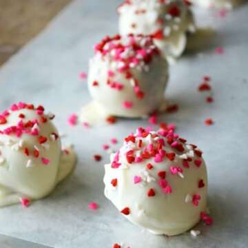 Heart Sprinkles for Cake Decorating, Valentine sprinkles, Edible Pink and Red Sprinkles for Cookies, Ice Cream, Cupcake Topper, love Confetti Sprinkles, 4.2 ounce Pink sprinkles for Wedding