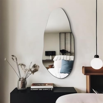 Irregular Mirror - A Stylish Addition to Any Home