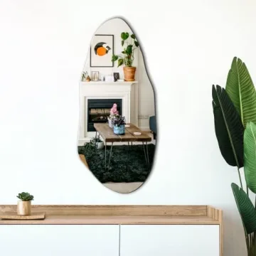 Irregular Mirror - A Stylish Addition to Any Home