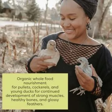 Scratch and Peck Whole Grain Grower Crumbles Chicken and Duck Feed - Corn-Free and Soy-Free - 17% Protein, Certified Organic and Non-GMO Project Verified Chicken Food - 25 lbs Bag