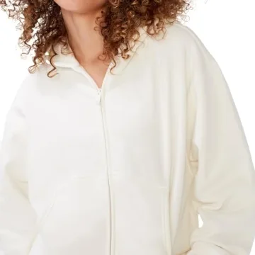 KUT & SO Cozy Zip Hoodie for Women – Stylish and Ethical
