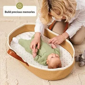 Moses Basket for Easy Diaper Changing & Stylish Travel