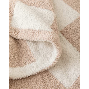 Ultra Soft Cozy Buffalo Checkerboard Blanket for All Occasions