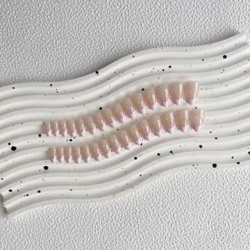 30Pcs Elegant Pink French Tip Press on Nails for Women