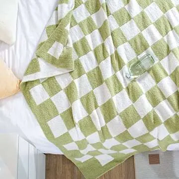 SeaRoomy Checkered Throw Blanket, Ultra Soft Cozy Microfiber Knit Throw Blanket, Warm Fluffy Reversible Checkerboard Throw Blanket for Couch Bed Travel Picnic Room Decor(Sage Green, 60"×79")
