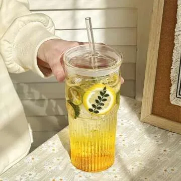 HAILIWEI Glass Cups with Lids and Straws，20 OZ High Borosilicate Glass Tumbler,Glass Tumbler with Lid Suitable for use as Ice Tea Cup, Iced Coffee Cup