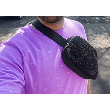 Stylish Athletica Everywhere Fleece Belt Bag for Trendy Looks