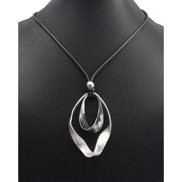 Popeoiuh Leather Necklace for Wome Silver Double Circles Alloy Pendant Leather Necklaces with Long Adjustable Genuine Leather Rope Choker Jewelry