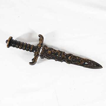 TAOHUAJIANG 2 Pcs Plastic Dagger Toy Sword Not Sharp Fake Knife Pirate Sword for Pirate Costume Accessories Pirate Party Props (Bronze)