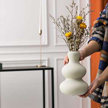 Tenforie Ceramic Vase, Modern Vase for Decor, Light Grey Vases for Home Decor Living Room, Decorative Terracotta Vase, Clay Vase for Dining Table