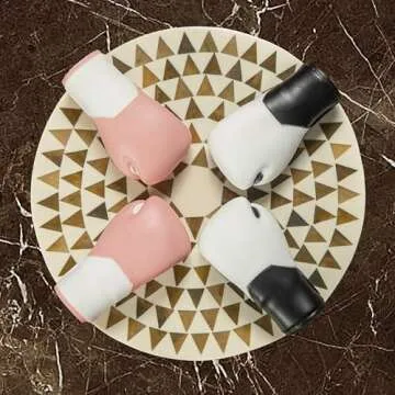 AQKILO Boxing Gloves Mini Finger Puppets, Knock Out Your Stress! Weird Stuff Random White Elephant Gifts, 2Pcs (Pink)