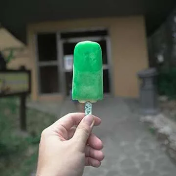 Geiserailie 40 piece Acrylic Cakesicle Sticks Mirror Ice Cream Sticks Mini Ice Lolly Craft Cakesicle Mold Sticks Ice Lolly Colored Craft Sticks for DIY Crafts Art Projects(Multicolored, 4.5 Inch)