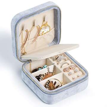 Elegant Plush Velvet Jewelry Travel Organizer for Women