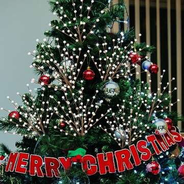 Sggvecsy 15 Pcs Artificial Berry Stems Christmas Red Berries Holly Berry Branches Fake Pearl White Spray Berry Picks for Floral Arrangements Christmas Tree Holiday Home Xmas DIY Crafts Decor (White)