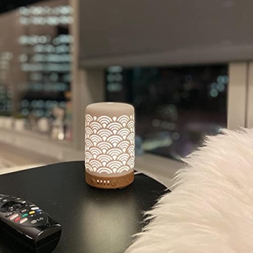 Stylish HOMNAS Essential Oil Diffuser for Aromatherapy Bliss