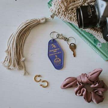 Chillkat Vintage Hotel Motel Keychain (Purple Dragonfly Inn)