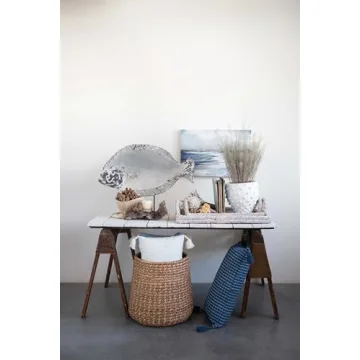 Stylish Terracotta Planter Perfect for Home Décor