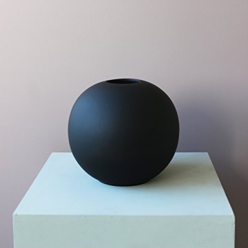 Cooee Design 20cm Matte Black Ball Vase for Your Home