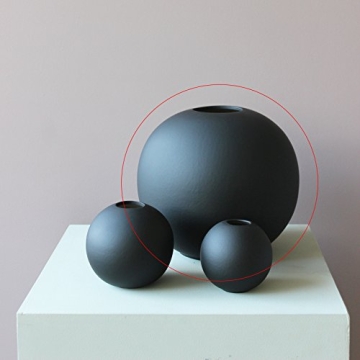 Cooee Design 20cm Matte Black Ball Vase for Your Home