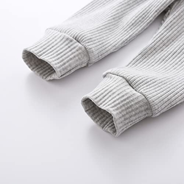 Stylish Unisex Baby Outfit for Comfortable Fall Winter Wear