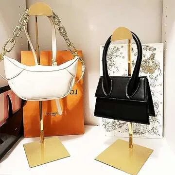 Elegant Adjustable Gold Handbag Displays for Organization
