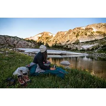 Kelty Cosmic Synthetic 20 Degree Women’s Sleeping Bag - Lightweight