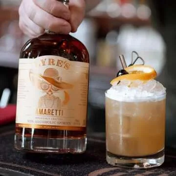 Lyre's Amaretti Non-Alcoholic Spirit for Mocktails and Drinks