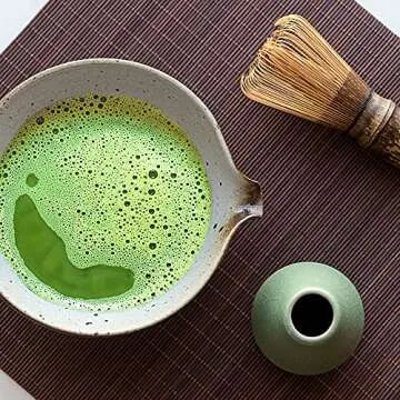 ELITEA Matcha Green Tea Bowl Chawan with Spout Pottery Clay Large