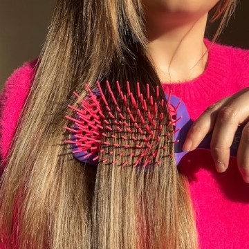 FHI Heat UNbrush Detangling Brush for Pain-Free Brushing on All Wet or Dry Hair Types — Durable DuoFlex Anti-Static Bristles, Lightweight Handle, Vented Hair Brush